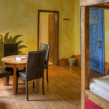 Gastehaus Mezcalero 2*